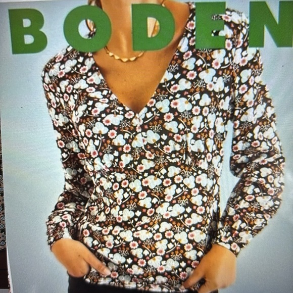 Boden Viola Boho Long Sleeve V Neck Black Floral Blouse US 2P - Picture 1 of 11